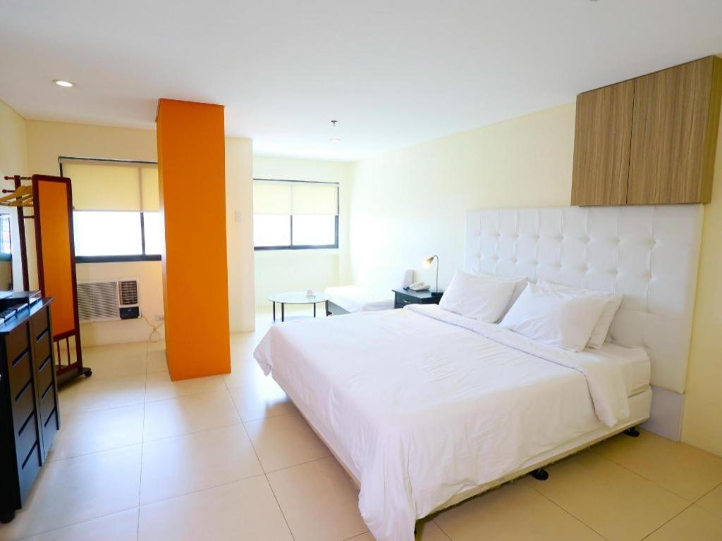סן פדרו מקאטי The Victor Hotel מראה חיצוני תמונה